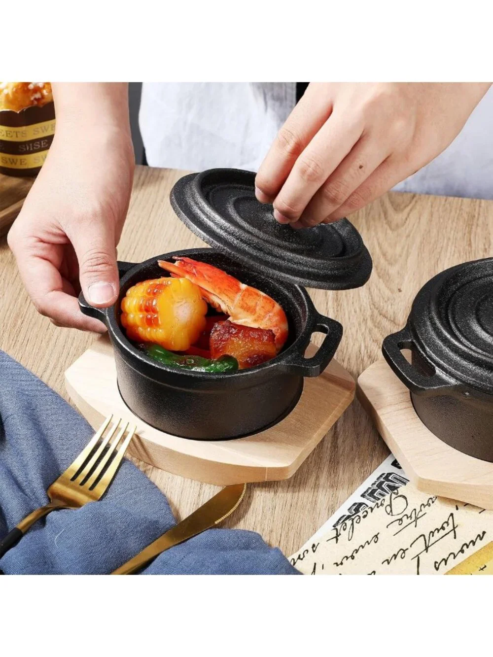 Set of 2 Pre-Seasoned 20 oz Cast Iron Dutch Ovens with Lids & Wooden Base